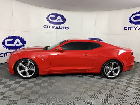 Used 2020 Chevrolet Camaro LT RWD image 6