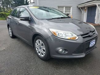Used 2012 Ford Focus SE image 1