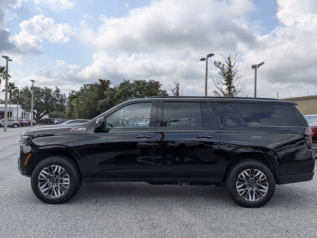 Certified 2025 Chevrolet Suburban Z71 AWD/4WD image 6