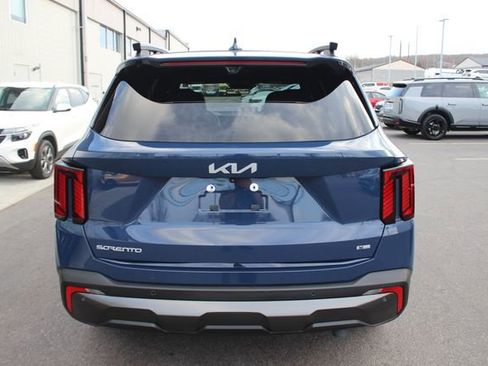 Used 2024 Kia Sorento SX Prestige image 32