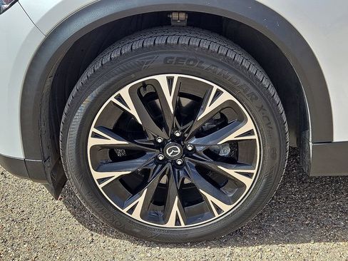 Used 2024 MAZDA CX-90 Plug-In Hybrid w/ Premium Plus image 11