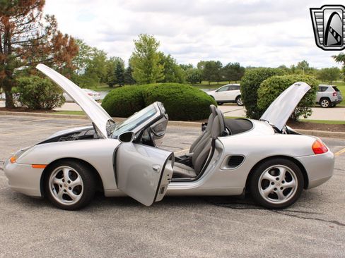 Used 1998 Porsche Boxster image 24