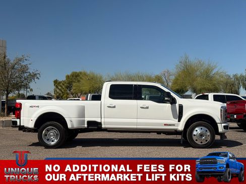 Used 2025 Ford F450 Platinum image 4