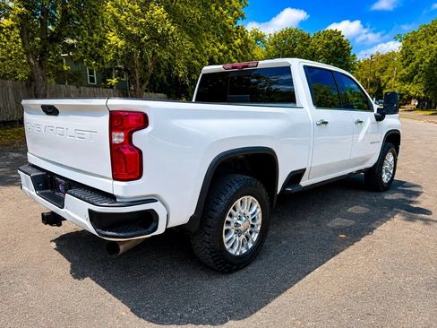 Used 2021 Chevrolet Silverado 2500 High Country w/ Z71 Off-Road Package AWD/4WD image 5