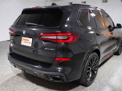 Used 2022 BMW X5 xDrive40i w/ M Sport Package AWD/4WD image 7
