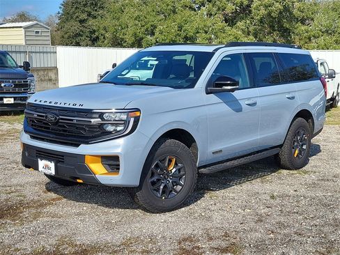New 2025 Ford Expedition Tremor image 1