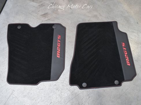 Used 2023 Ferrari 812 GTS RWD image 34