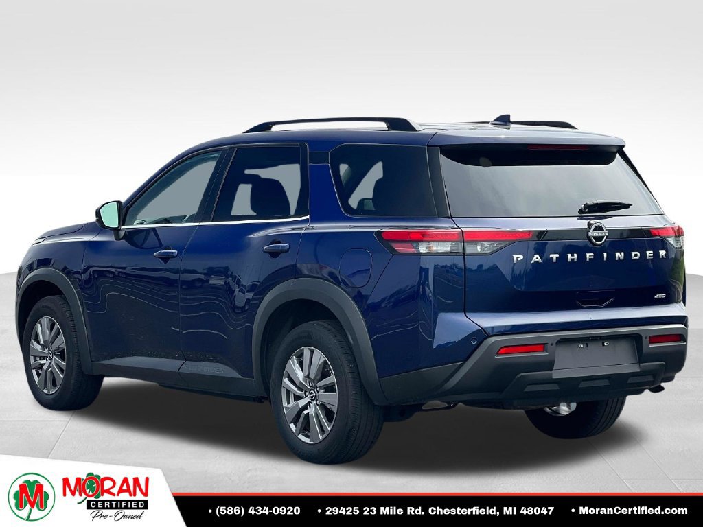 Used 2025 Nissan Pathfinder SV AWD/4WD image 4