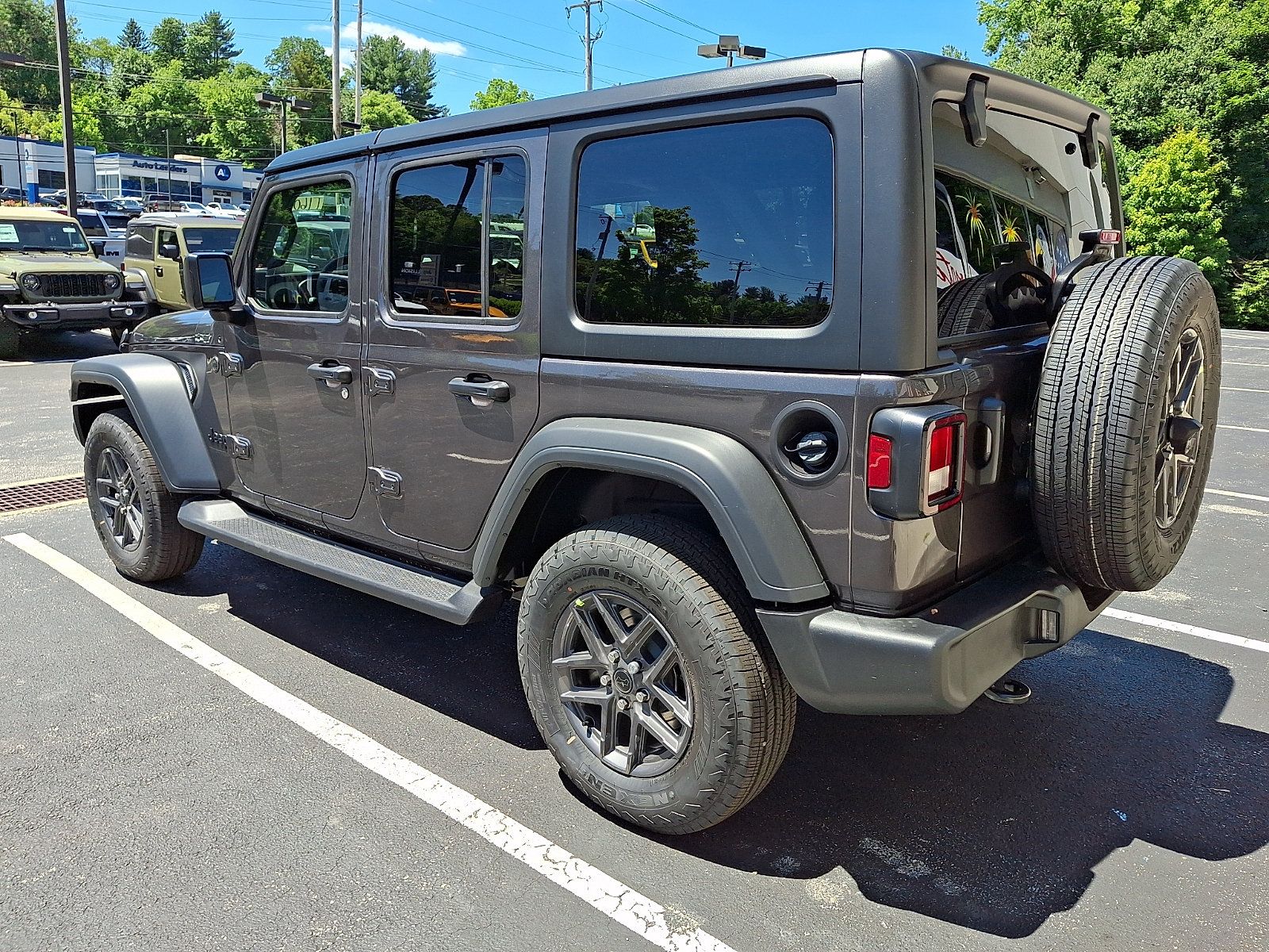 New 2026 Jeep Wrangler Unlimited Sport AWD/4WD image 4