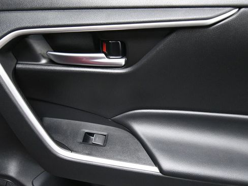 Certified 2023 Toyota RAV4 XLE image 23