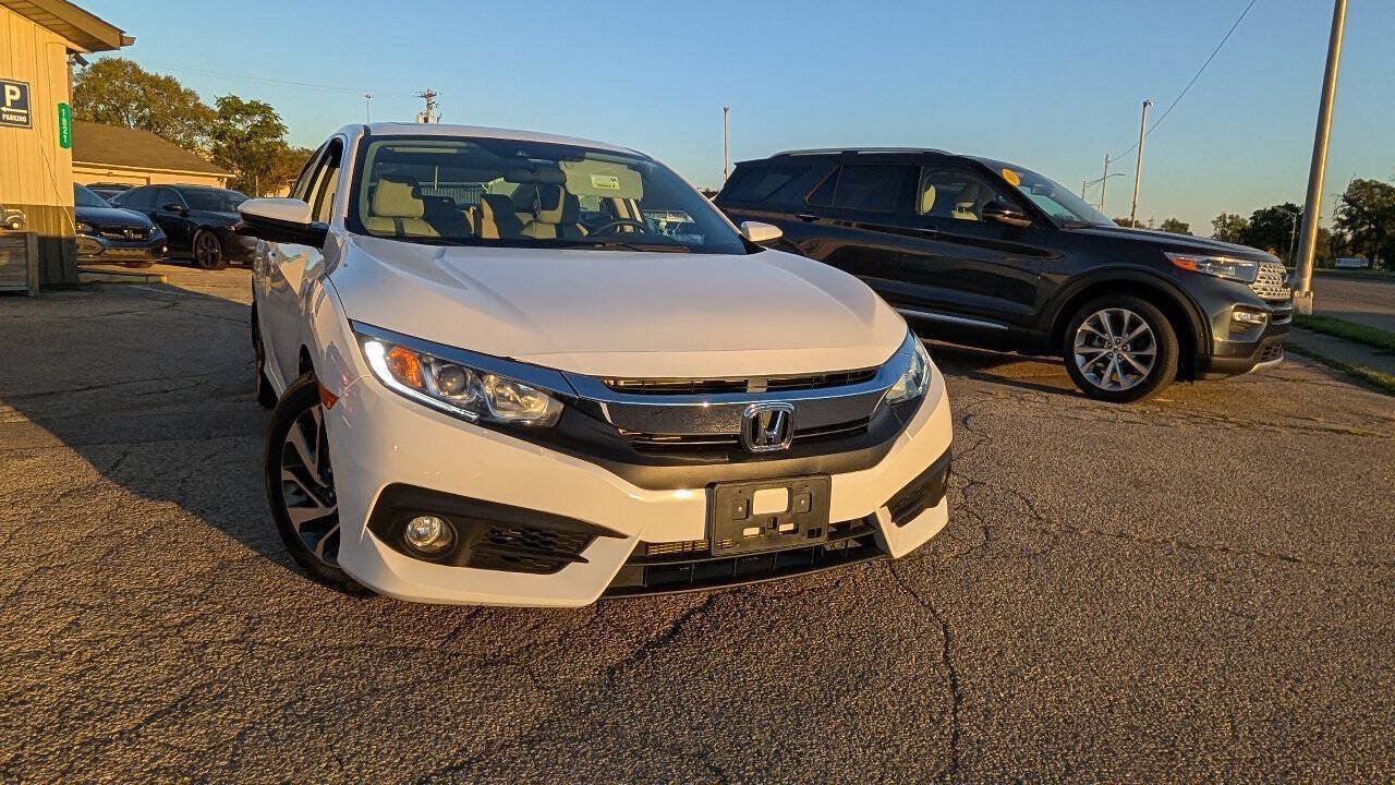 Used 2017 Honda Civic EX image 2