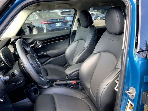 Certified 2022 MINI Cooper S image 26