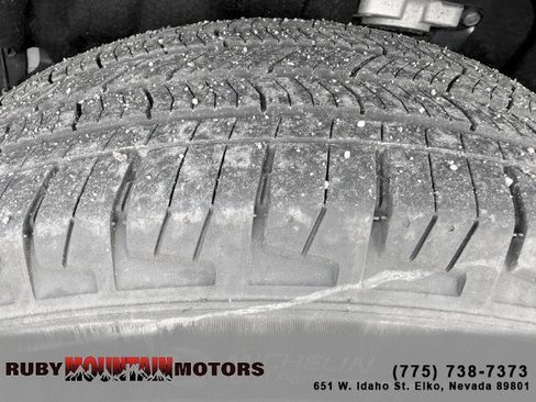 Used 2024 Jeep Grand Cherokee L Limited w/ Luxury Tech Group II image 30