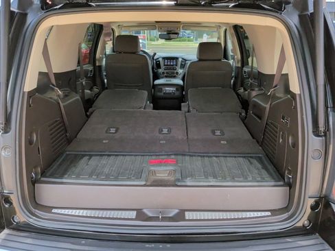 Used 2018 GMC Yukon Denali w/ Denali Ultimate Package AWD/4WD image 49