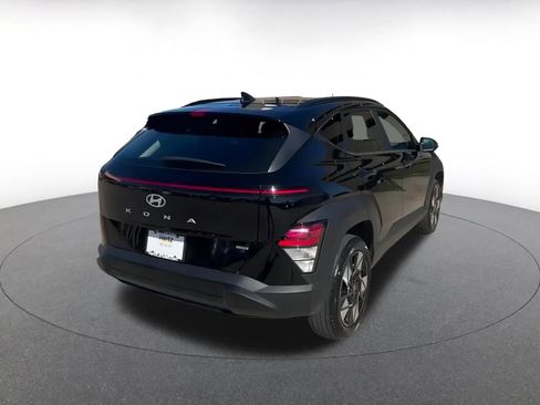 Used 2025 Hyundai Kona SEL image 15