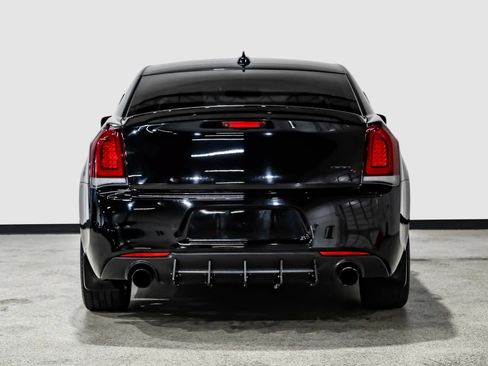 Used 2021 Chrysler 300 S w/ S Model Appearance Package RWD image 7