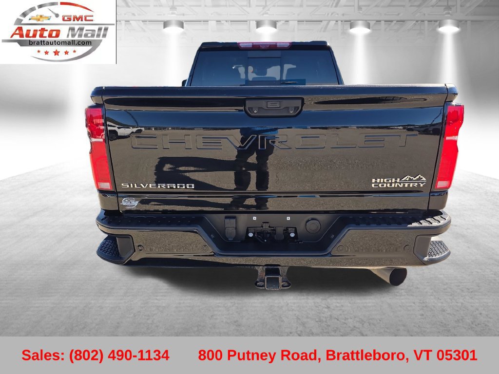 Used 2024 Chevrolet Silverado 3500 High Country w/ Technology Package AWD/4WD image 9