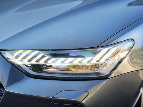 Used 2022 Audi RS 7 Sportback image 3