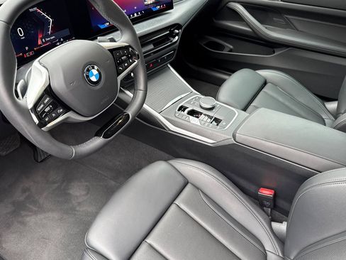 Used 2025 BMW 430i Coupe w/ Premium Package image 11