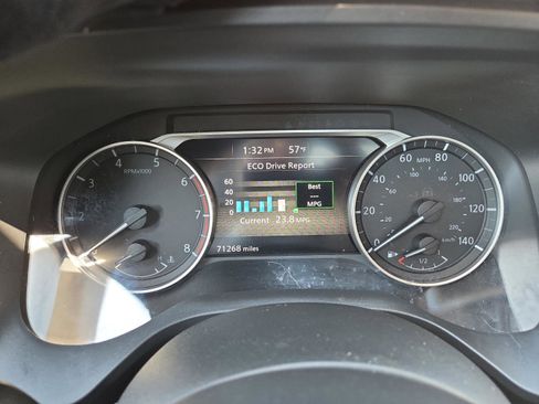 Used 2021 Nissan Rogue SV w/ Premium Package image 15