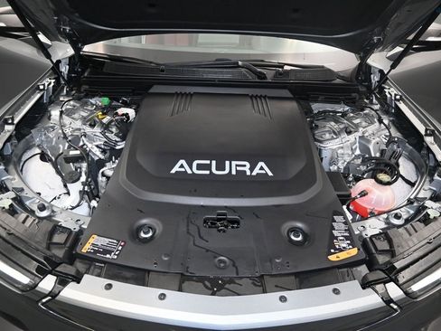 Used 2024 Acura ZDX A-Spec AWD/4WD image 11