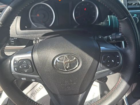Used 2017 Toyota Camry SE FWD image 17