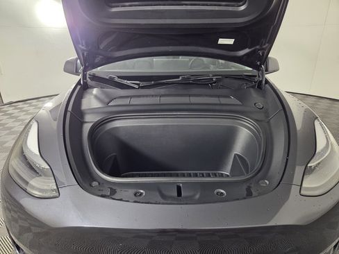 Used 2024 Tesla Model Y Performance AWD/4WD image 32