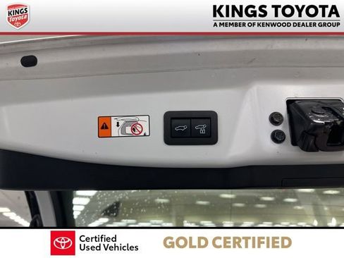 Certified 2023 Toyota Prius Limited AWD/4WD image 20