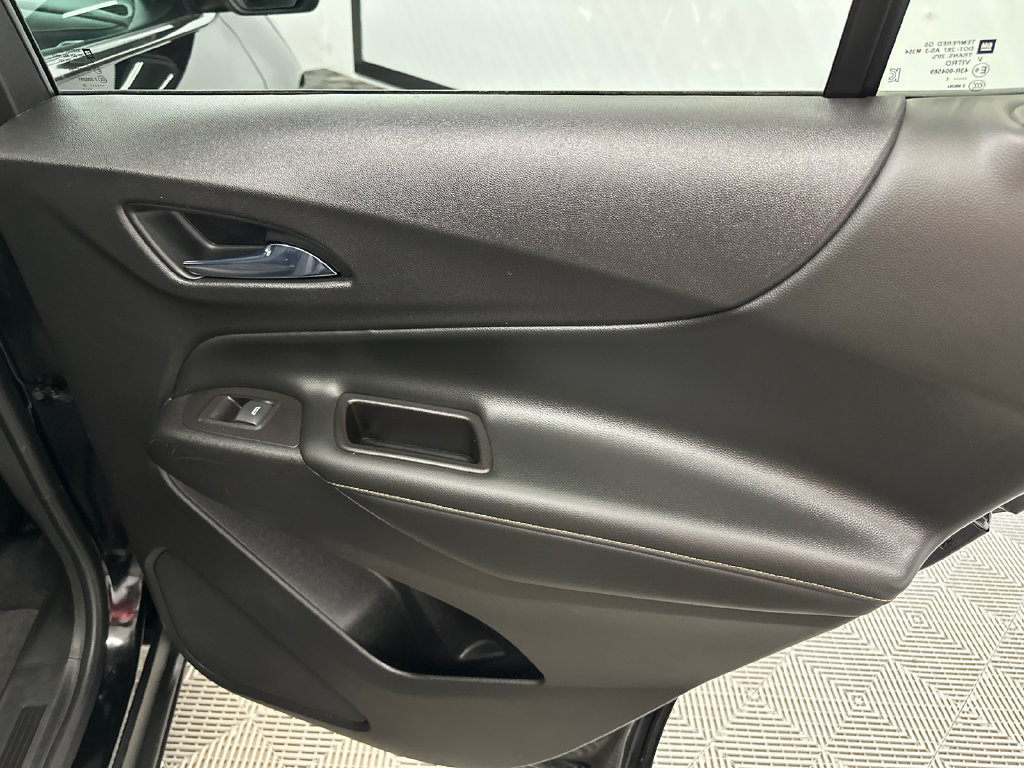 Used 2021 Chevrolet Equinox Premier FWD image 18