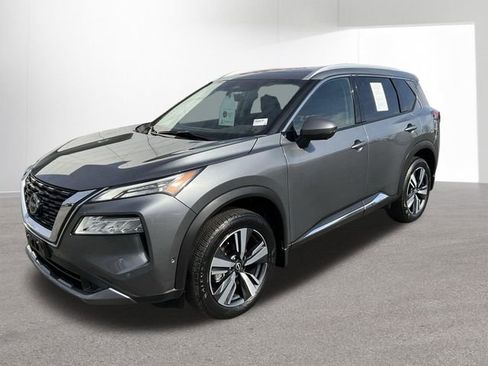 Certified 2023 Nissan Rogue SL image 2