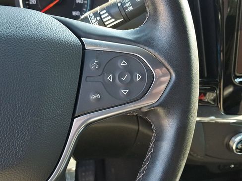 Used 2023 Chevrolet Traverse LT AWD/4WD image 22