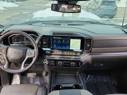 Used 2024 Chevrolet Silverado 2500 ZR2 image 31