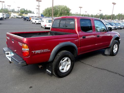 Used 2002 Toyota Tacoma TRD Offroad Dbl Cab 4WD at image 5
