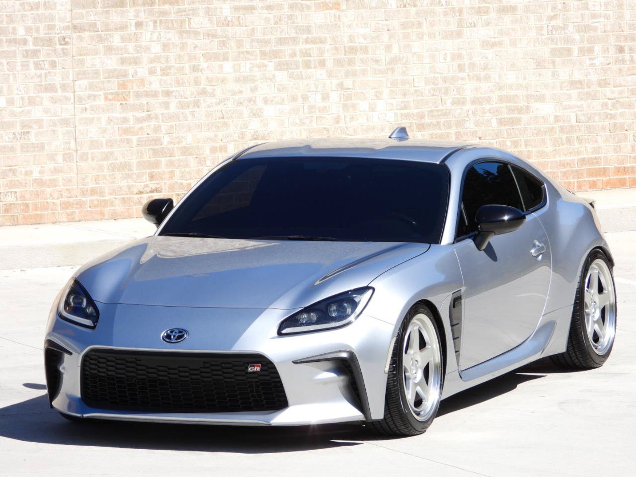 Used 2025 Toyota GR86 Premium w/ ALL Weather Mat Package (TMS) RWD image 49