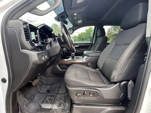 Used 2022 Chevrolet Silverado 1500 RST w/ Z71 Off-Road Package AWD/4WD image 11