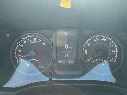 Used 2020 Toyota Tacoma SR image 14