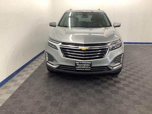 Used 2023 Chevrolet Equinox Premier AWD/4WD image 2