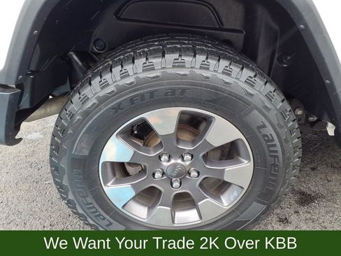 Used 2018 Jeep Wrangler Unlimited Sahara image 28