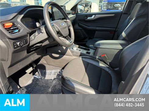 Certified 2023 Ford Escape SE FWD image 10