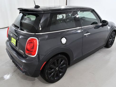 Used 2014 MINI Cooper S image 11