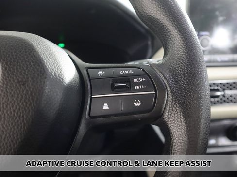 Used 2023 Honda HR-V LX image 3