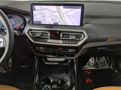 Certified 2024 BMW X3 xDrive30i w/ Premium Package image 34