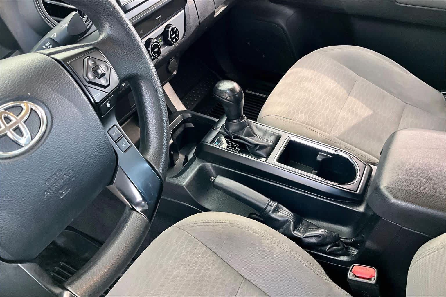 Used 2018 Toyota Tacoma SR w/ SR Convenience Package RWD image 15