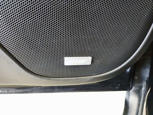 Certified 2023 GMC Acadia Denali w/ Black Diamond Edition image 38