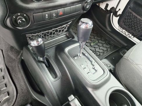 Used 2017 Jeep Wrangler Unlimited Sport w/ Quick Order Package 24S image 31