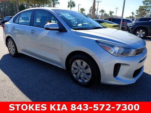 Used 2020 Kia Rio S image 1