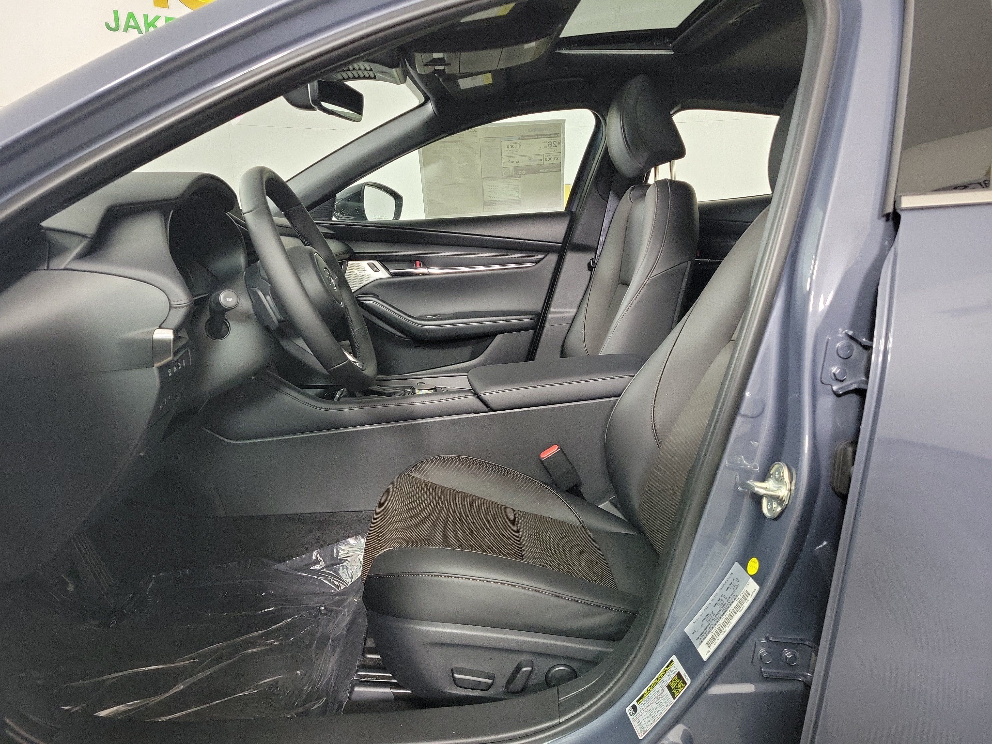 Certified 2026 MAZDA MAZDA3 Hatchback w/Premium Plus Pkg AWD/4WD image 11