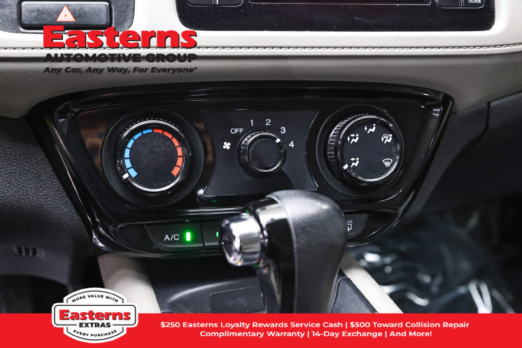Used 2021 Honda HR-V LX image 19