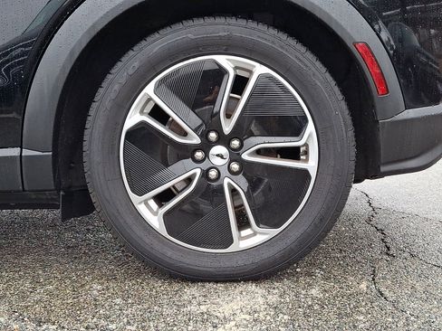 Used 2021 Ford Mustang Mach-E Select w/ Comfort/Appearance Package image 28