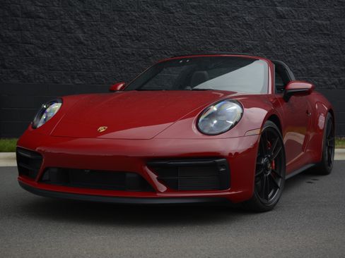 Certified 2024 Porsche 911 Targa 4 GTS AWD/4WD image 1